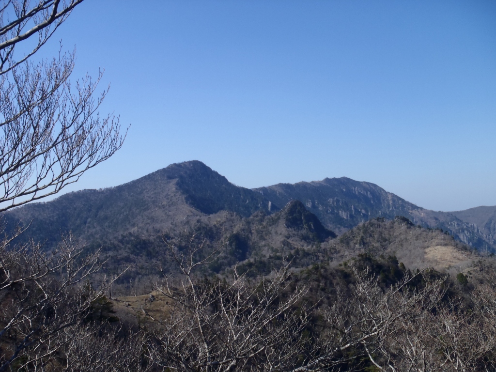 e0171018_2283018.jpg