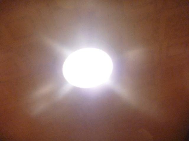 LED電球_b0054727_2248239.jpg