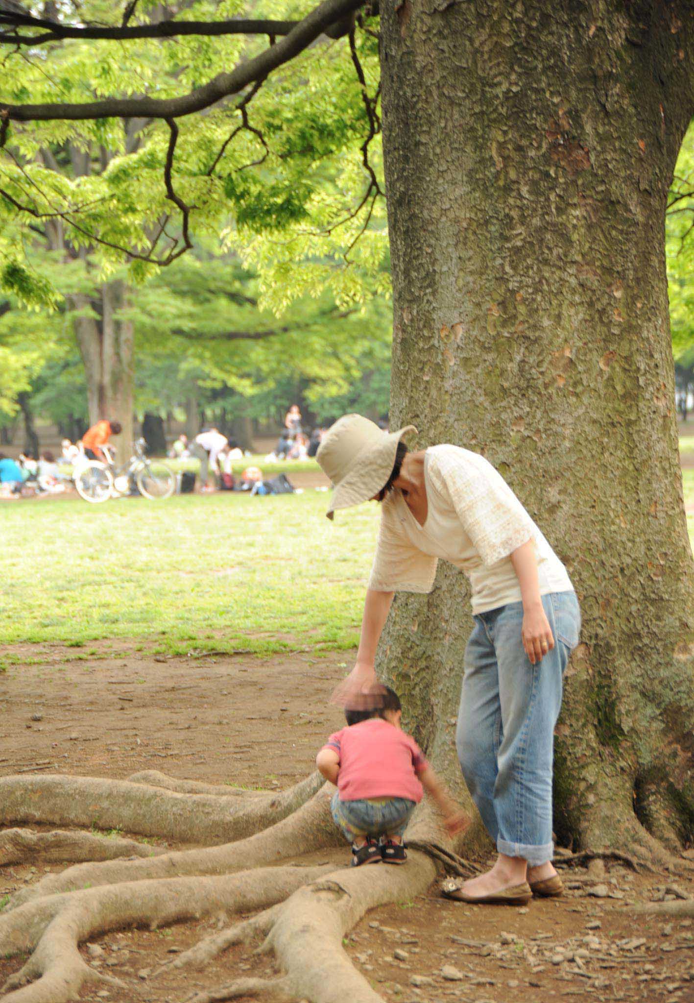 公園デビューとデジタル一眼デビュー_b0175799_1141724.jpg