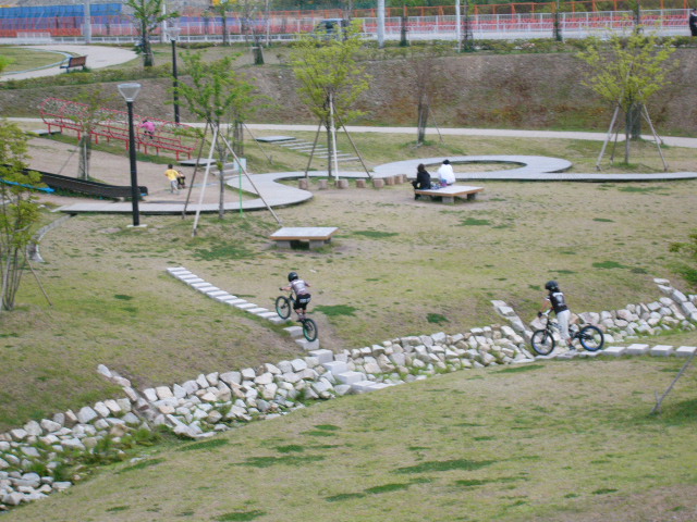 連休中にいろいろと近場をいってきました。_b0133403_2151104.jpg