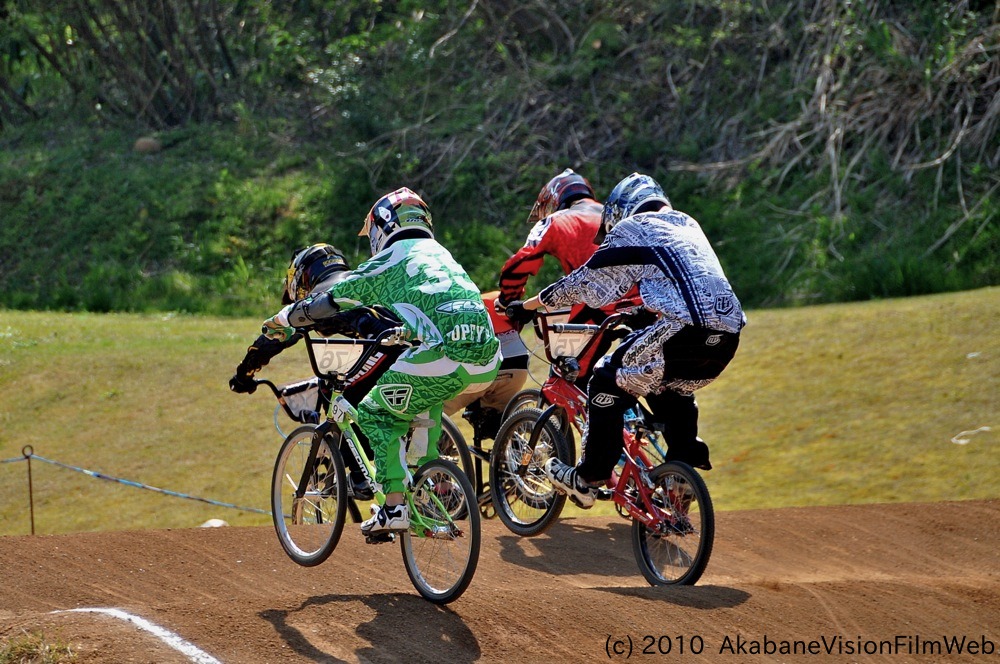 2010中越チャレンジカップVOL7：ボーイズ１２−１３、１４−１５才クラス決勝_b0065730_1718572.jpg