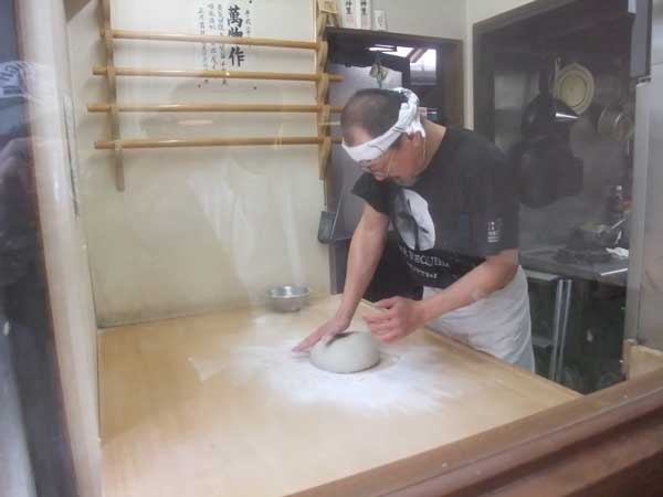 【シックな店内で日本酒と蕎麦を味わう・・・「蕎麦倶楽部 佐々木」(松本市)】_a0005436_2182341.jpg