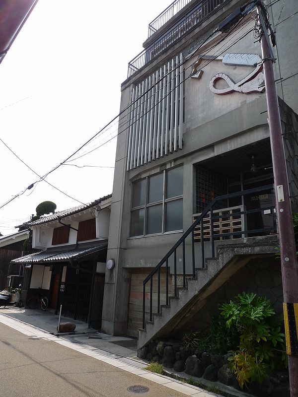 鍵屋(現 市立枚方宿鍵屋資料館)と枚方の街並み(※大阪府枚方市)_f0139570_0301518.jpg