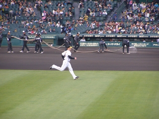 b0018986_06266.jpg