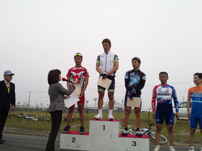 佐野伸弥選手・全日本実業団IN舞洲 BR-1レースレポート!_c0003493_1012283.jpg