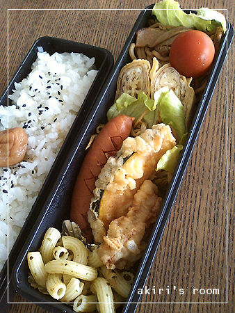 連休明けのお弁当_f0105314_13581746.jpg