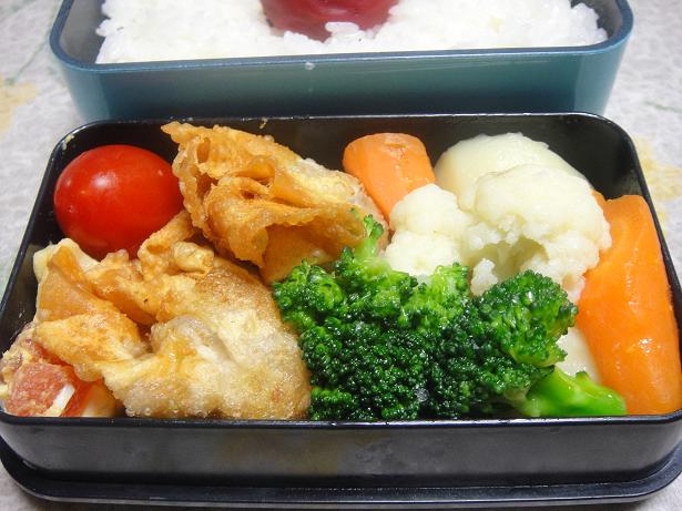 ５月７日　揚げワンタン弁当_b0044825_13542233.jpg