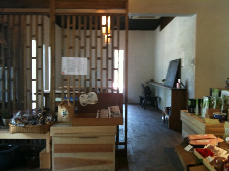 e0004311_22131189.jpg