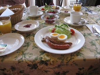 4月26日 朝食、そしてテラスにて_e0136815_8503444.jpg