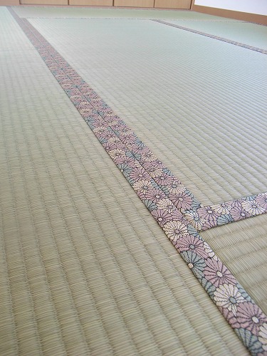 畳になったときの畳縁 たたみへり ビバ自営業2