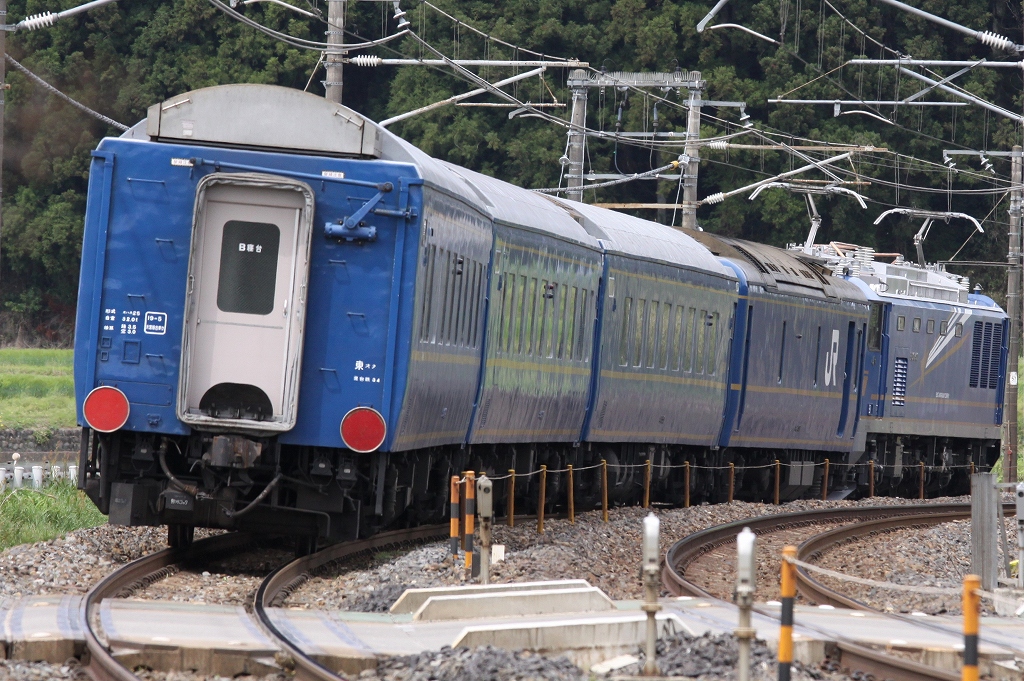 本日の９５０１列車です。_c0035094_14451250.jpg