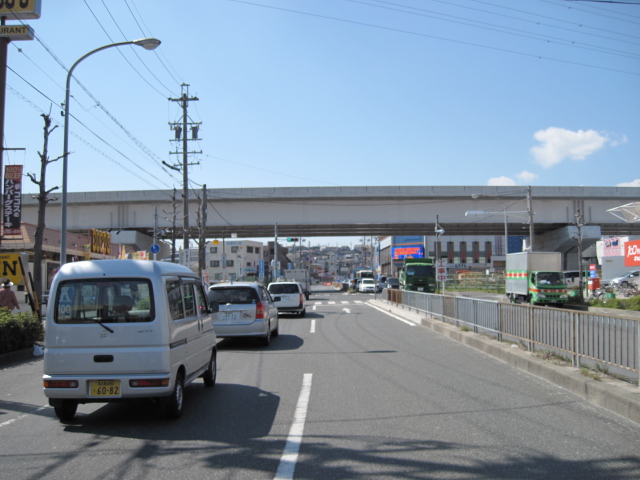緑区徳重_f0016320_16371984.jpg
