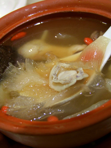 「上海2010 阿一鮑魚の仏跳牆スープ」_a0000029_9402346.jpg