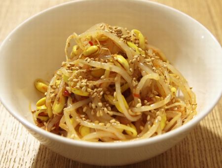 豆もやしのピリ辛ナムル ひとり暮らしのごはんレシピ