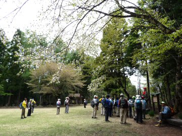 塩の道・飯森から南小谷へ_f0019247_0464771.jpg