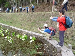 塩の道・飯森から南小谷へ_f0019247_0522076.jpg