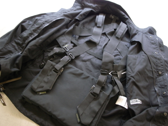 acronym(アクロニウム)通販×awomb studio(アウーム スタジオ) acronym(アクロニウム)通販×awomb studio(アウーム スタジオ)
