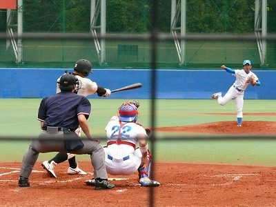 ５月１０日　東都大学野球２部　青学大対日本大_b0166128_084470.jpg
