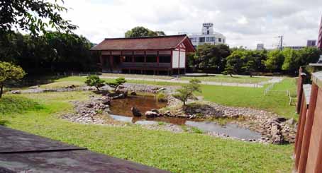 もう一つの平城宮跡庭園＝平城左京三条二坊宮跡庭園_a0100742_1091345.jpg