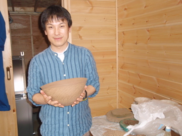越智伸明さんの工房とギャラリー_b0132442_16352780.jpg