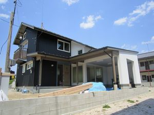 もうすぐ見学会「Life with car」_b0131012_1141629.jpg