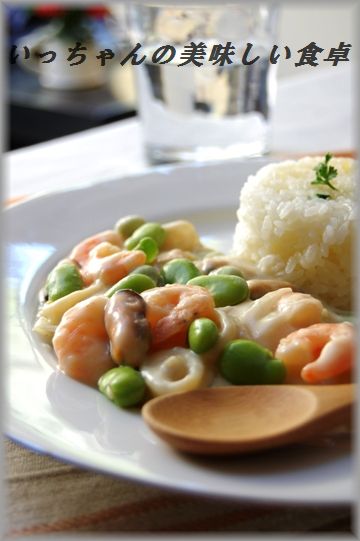 ちょっぴりお焦げの☆ニラ玉ツナ炒飯 & 簡単ランチ_d0104926_7223196.jpg
