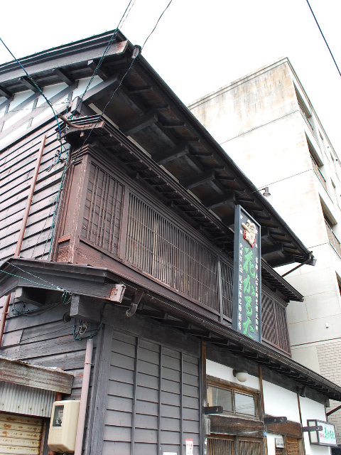 函館豊川町の花かるた(函館の建築紹介)_f0142606_2013760.jpg