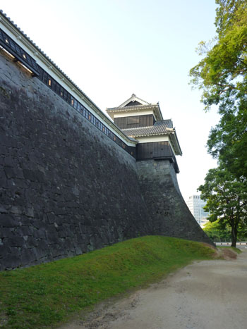 熊本城 石垣の城_e0048413_22115483.jpg