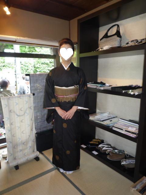 葵祭りのお客様・おしゃれな大島紬。_f0181251_21432540.jpg