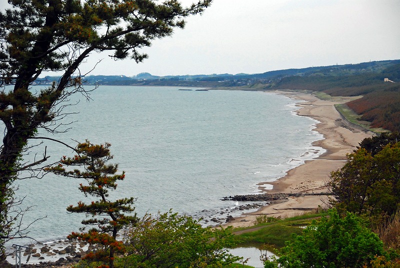 今日は、不思議な虹と・・・鳥海山と日本海_f0121379_16321540.jpg