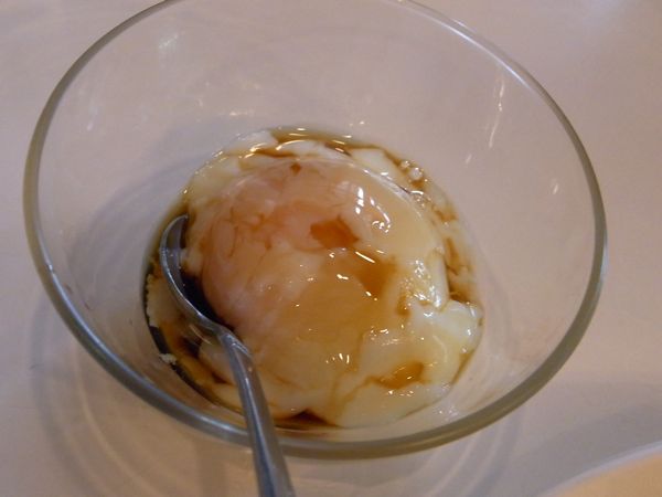 昭和の雰囲気が素敵。飲み横の端にたたずむティーサロン。 北千住 ティーサロンみゆき_b0098884_16205719.jpg