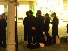 夜の学生_f0218407_1762767.jpg