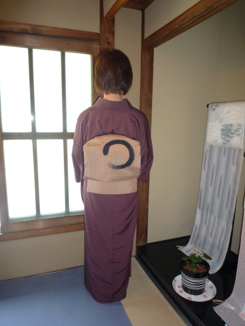 葵祭り・お母様とお嬢様のステキな着物姿。_f0181251_1892780.jpg