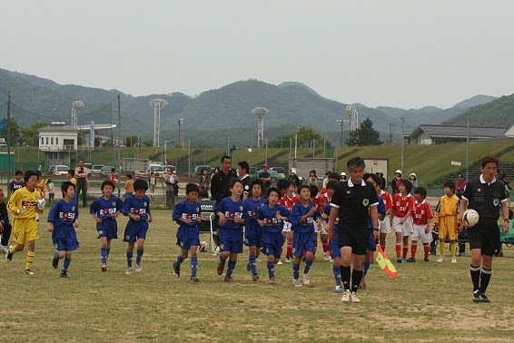 第３４回全日本少年サッカー鳥取県東部地区予選大会_f0104461_1861688.jpg