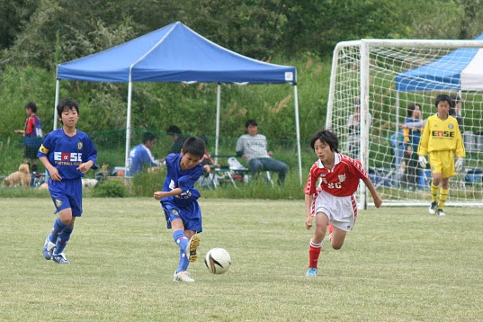 第３４回全日本少年サッカー鳥取県東部地区予選大会_f0104461_1864787.jpg