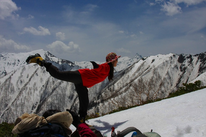 今年最後の雪山歩き＠燕岳　　　２０１０・５・８（土）～９（日）_c0213096_1939540.jpg