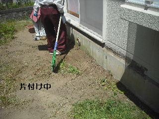 濡れ縁解体作業_f0031037_1841072.jpg