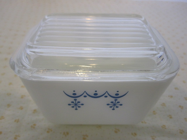 Pyrex★スノーフレークのレフ_e0171595_951668.jpg