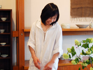 清水さんの個展が始まりました。_a0026127_20484285.jpg