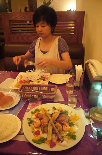pub lounge Emerald._c0153966_23242499.jpg