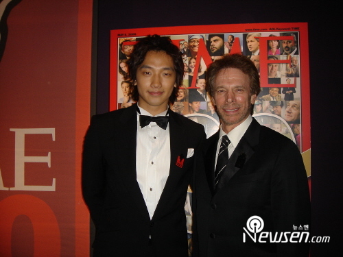 RAIN“大企業会長娘と熱愛説?苦々しくて”_c0047605_14535417.jpg