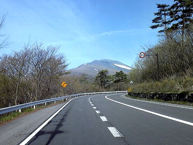 稜線のキレイな美しい山_c0029571_036888.jpg