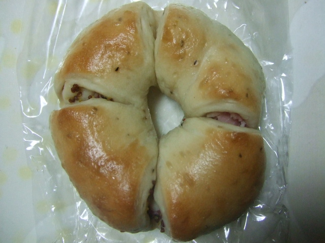 チェルシーベーグル ベーコン粒マスタード_f0076001_2334525.jpg