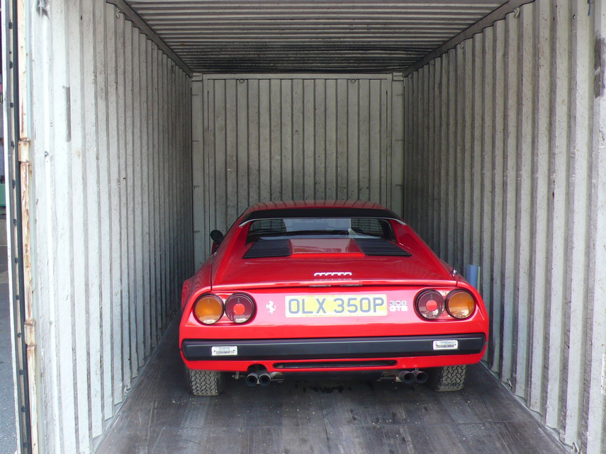 308GTB Fibreglass 上陸_a0129711_20444321.jpg