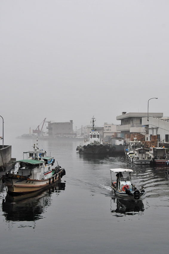 霧の神戸港_d0148541_19595067.jpg