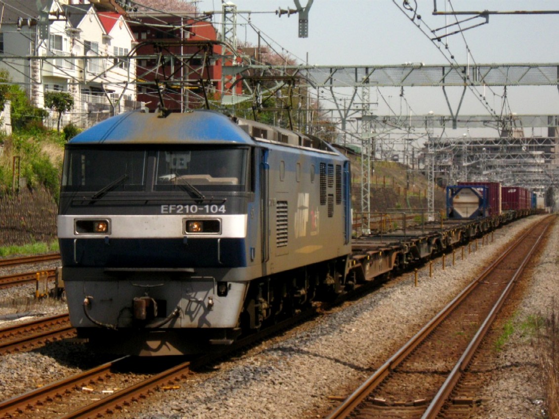 d0044222_22337.jpg
