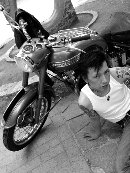5COLORS 『 君はなんでそのバイクに乗ってんの?』#20_f0203027_19484024.jpg