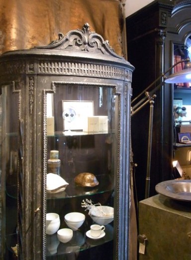 c:hord~ミッドタウン近くのCOOL!なantiqueshop_b0189667_23553434.jpg