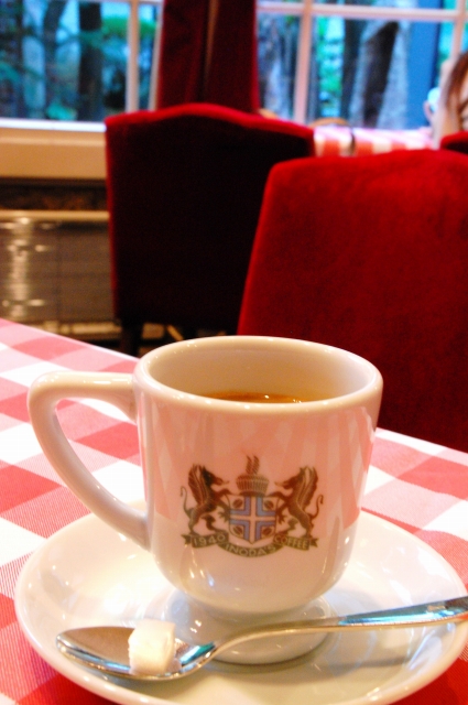イノダコーヒで夢の朝食_a0169902_21303194.jpg