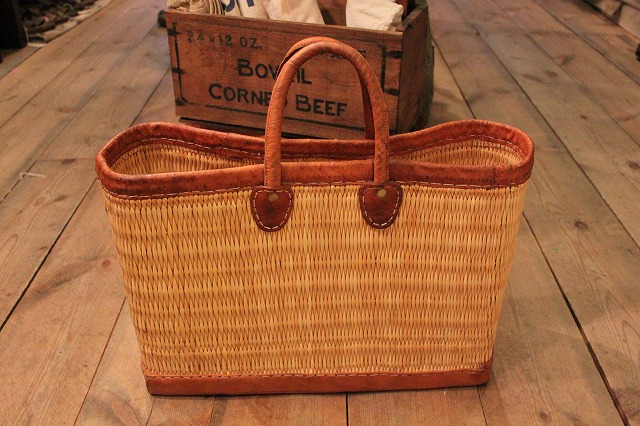 かごBAGとレザーBAG_d0121303_187479.jpg